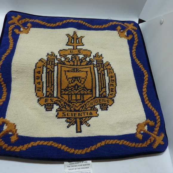 VINTAGE US NAVAL ACADEMY Pillow Cover 13x13 100% Wool Zip Closure - Picture 1 of 7